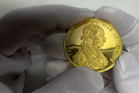 Złoty czworak austriacki z Franciszkiem Józefem. Sprawdź aktualną czworak austriacki cena.