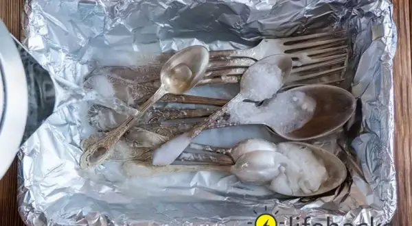 Czyszczenie srebra kiwi: owoc czy chemia? Sprawdzone metody